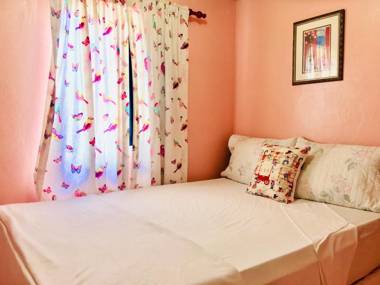 La Fuente House Hostel