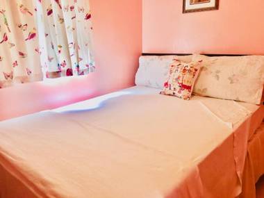 La Fuente House Hostel