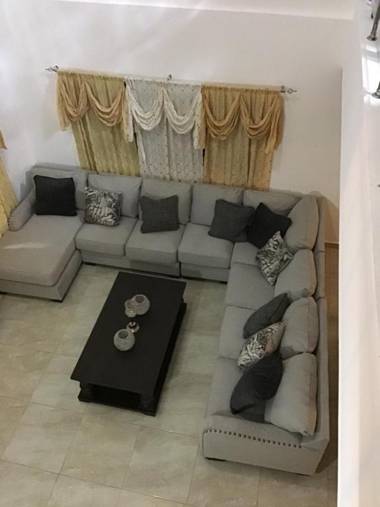 Villa Nilsa ( The Blue House )