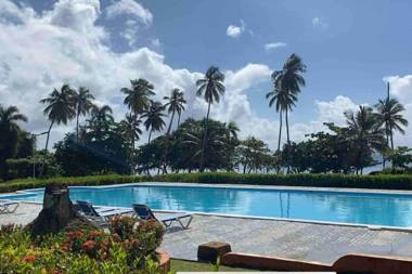 Villa frente al mar en primera línea de playa