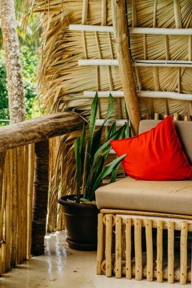 Ganesh Hostel & Bungalows