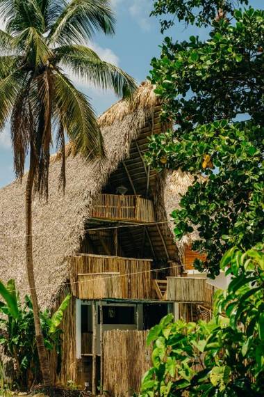 Ganesh Hostel & Bungalows