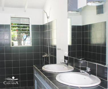 Beach Hotel Casa Nina