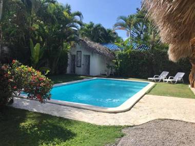 4 bedrooms house at Las Terrenas 250 m away from the beach with private pool enclosed garden and wifi