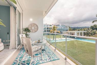 Playa Bonita Jaw-dropping Apartment at Lake View