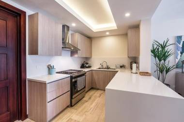 Luxury Beach Apartment at El Portillo - no extra fees