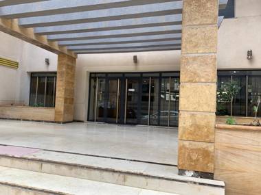 Charmant appartement pour famille uniquement en résidence à Oran Gambetta