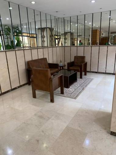 Charmant appartement pour famille uniquement en résidence à Oran Gambetta