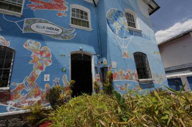 Blue House Youth Hostel