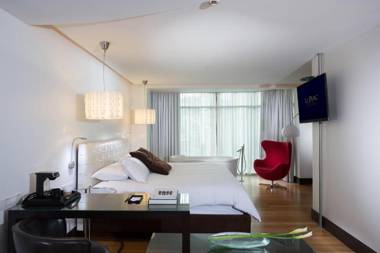 Le Parc Hotel Beyond Stars