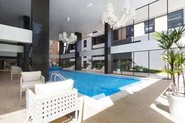 Suites Metropoli Bristol Parc & Recoleta