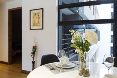 Suites Metropoli Bristol Parc & Recoleta