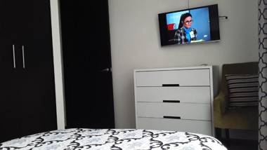 LA MARISCAL Sector Plaza Foch - Piso 7 - Balcón