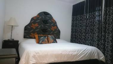Hotel + Arte