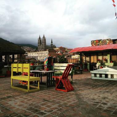 Latinos Brothers House