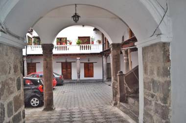 TRAVELER'S HOUSE QUITO