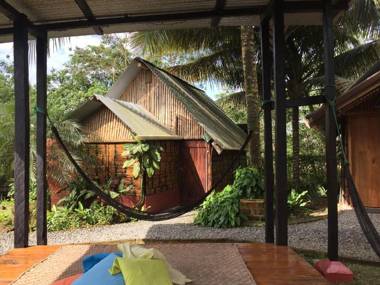 The Mudhouse Hostel Mompiche