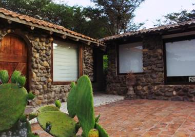 Tunas & Cabras Hotel