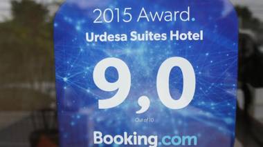 Urdesa Suites Hotel