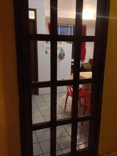 Tonsupa A 2 cuadras Del Mar Parqueo Cocina Piscina Reserva con anticipo