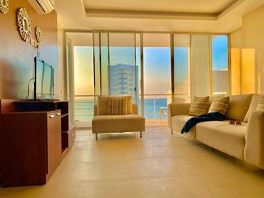 ACQUALINA Ocean view&Pool Vista al Mar y piscina Acogedor y cómodo Apartamento 2 Dormitorios 2 baños