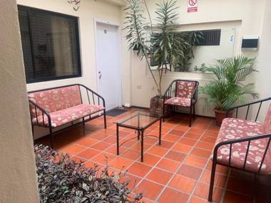 Hostal Mariscal Inn & Suite