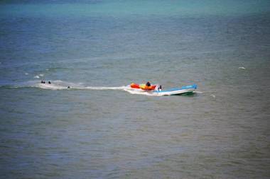 Encantador departamento frente al mar con WIFI