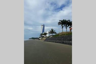 Tus Vacaciones en Tonsupa Ecuador.