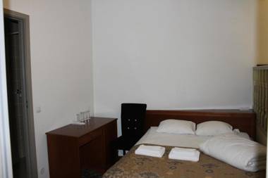 Three Crowns Residents