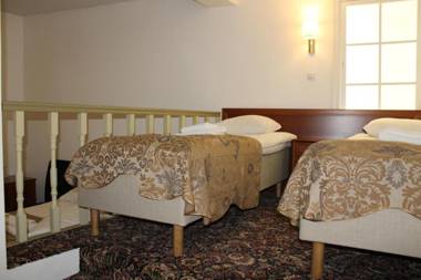 Three Crowns Residents