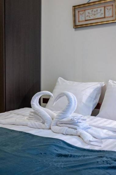 Old Town Main Square Apartments