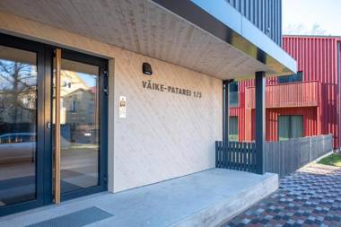 Dream Stay - Brand New Apartment with Balcony & Free Parking