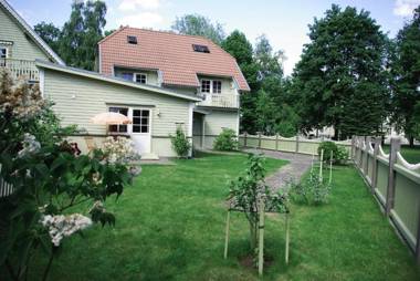 Villa Johanna Guesthouse