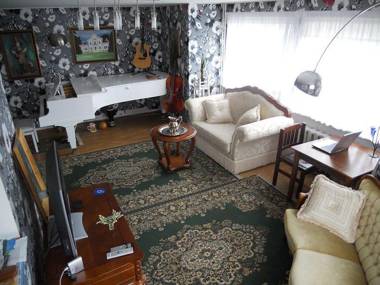 Kuressaare White Villa