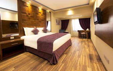 Pyramisa Suites Hotel Cairo