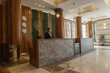 Ultra Loaloa Nile Maadi Hotel