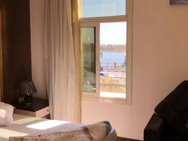 Ultra Loaloa Nile Maadi Hotel