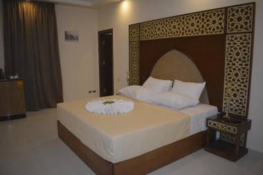 Pyramids Sun Capital