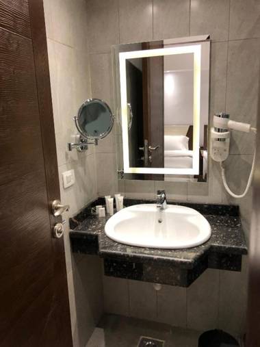 Maxim Hotel