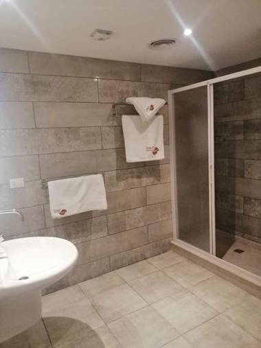 Almadiafa - المضيفه