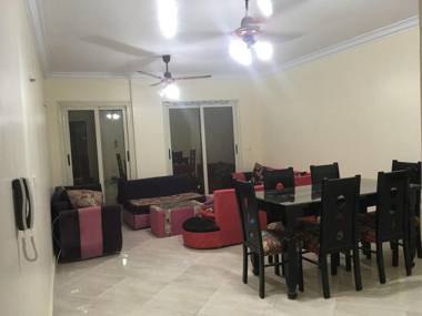 Qronful Compound
