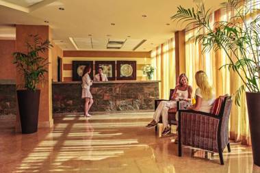 Solymar Ivory Suites