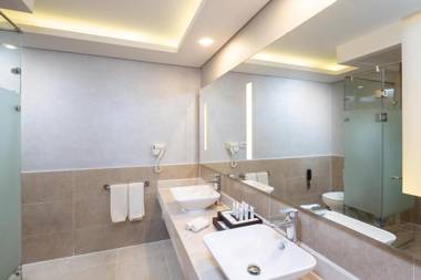 Jungle Aqua Park - By Pickalbatros