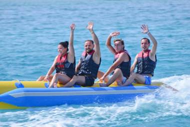 Albatros White Beach - By Pickalbatros