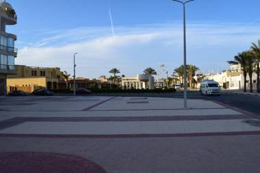 Sea View apartment on the promenade