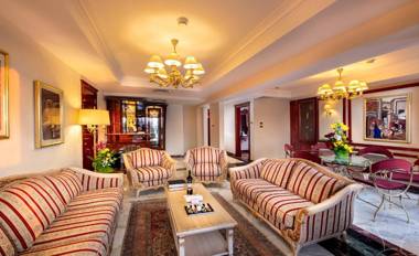 Sonesta St. George Hotel - Convention Center