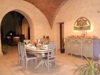 Shanda Lodge Desert Resort