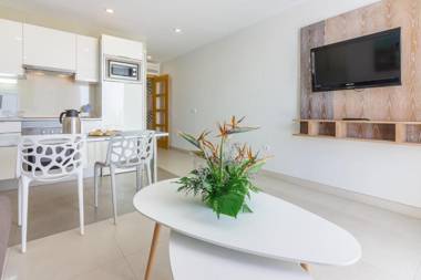 Klayman Diamond Aparthotel