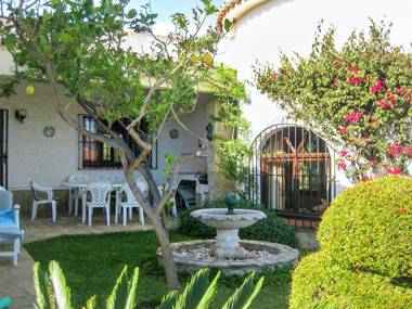 3 bedrooms villa at Benajarafe 300 m away from the beach with sea view private pool and enclosed garden