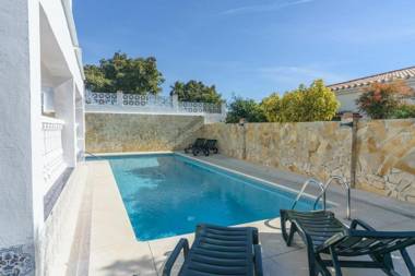 Cubo's Villa Marieli Chilches